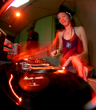 Ms. E, Loöq Hard photo