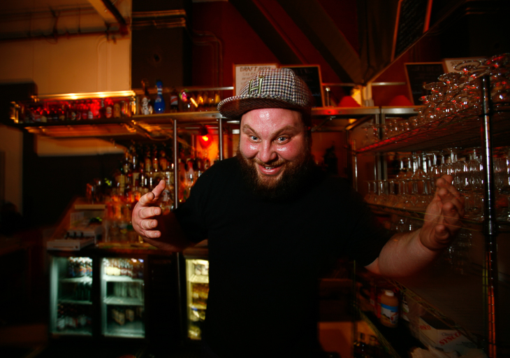 Qoöl and 111 Minna photo